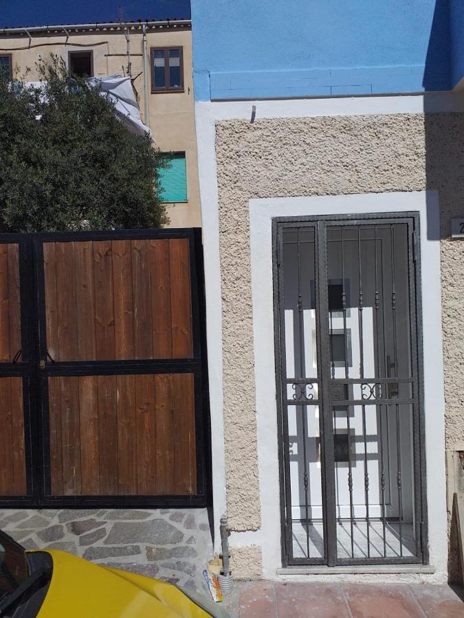 オルビア La Casa Di Mayヴィラ エクステリア 写真